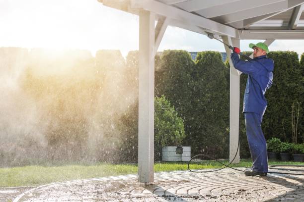 Best Oil Spill Cleanup  in Oostburg, WI